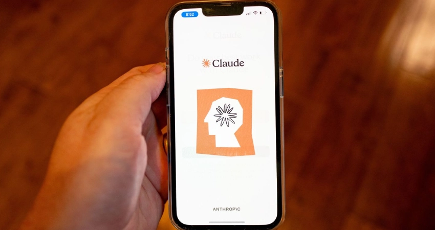 قسم المقارنة: Claude مقابل المنافسين