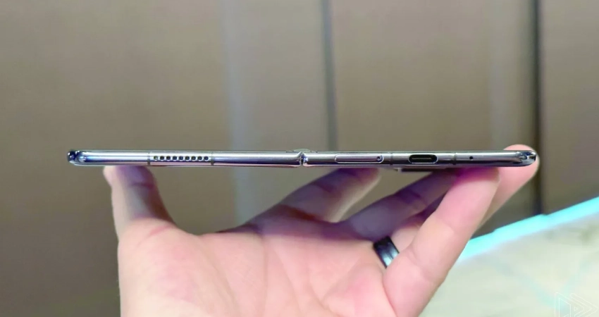 سباق عالمي لإطلاق هاتف ذكي بسعر 40 دولاراً لربط ملايين الأفارقة بالإنترنت